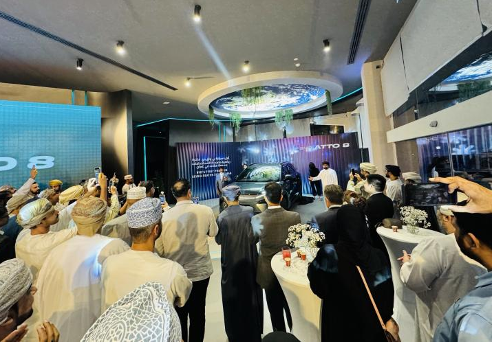 /material/byd-site/mea/news-list/byd-launches-the-atto-8-in-the-gcc-region/Oman ATTO 8.png